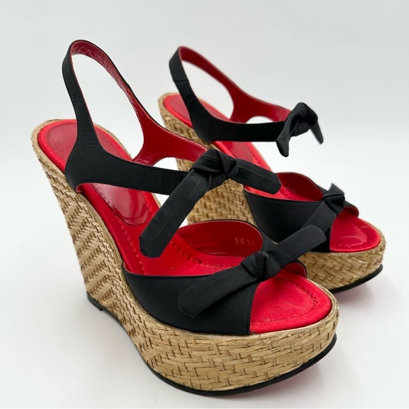 Dolce & Gabbana Bow Woven Straw Wedges - Picture 1 of 10
